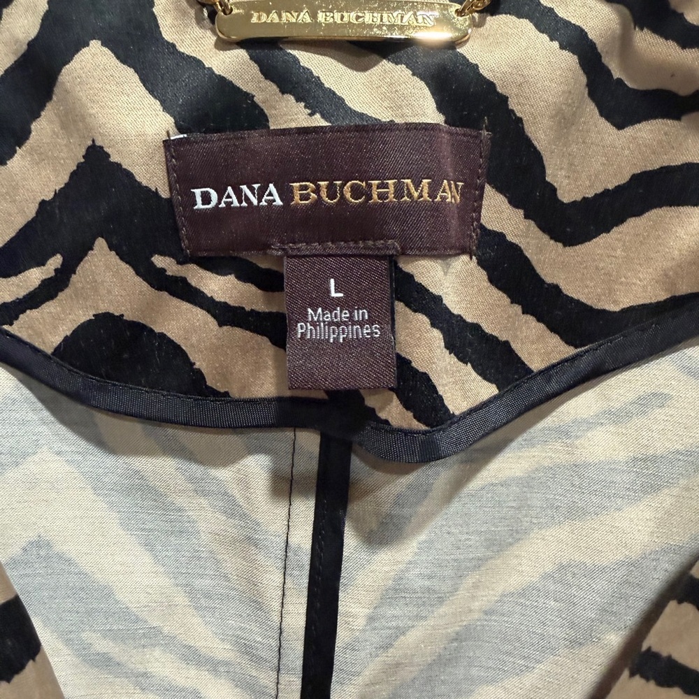 Dana Buchman Zebra Print Jacket - Belted. Size L - Elegant. Very Gently used. - Picture 2 of 6